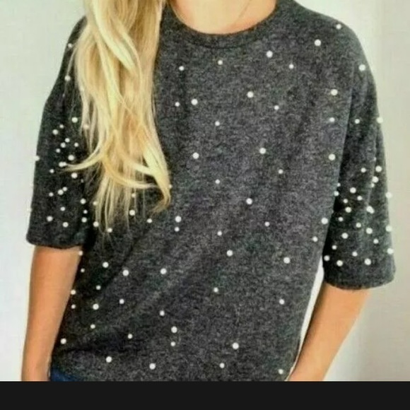 Zara Tops - Zara trafaluc woman’s shirt size small -gently used